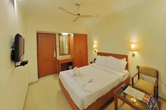 غرفة سوبيريور مفردة بسريرين منفصلين، HOTEL CHANDRA PARK 1/1