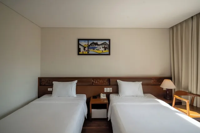 غرفة سوبيريور بسريرين منفصلين بإطلالة جزئية على البحر، Tamarind Hotel Da Nang 4/10
