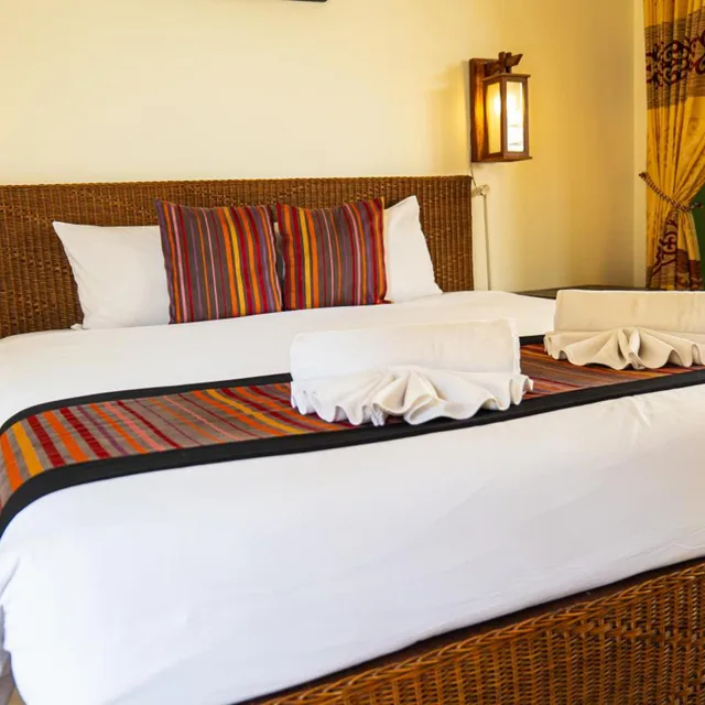 Room, Queen Bed, Balcony, Kata Silver Sand By Eazy 6/10