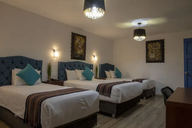 غرفة سوبيريور رباعية بسرير مزدوج وسريرين منفصلين، Hotel Rojas 3/4