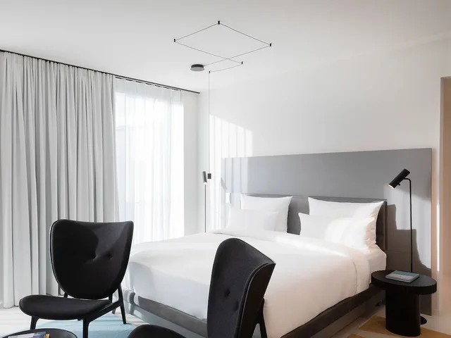 جناح جونيور بسرير كينج، KPM Hotel and Residences 2/6