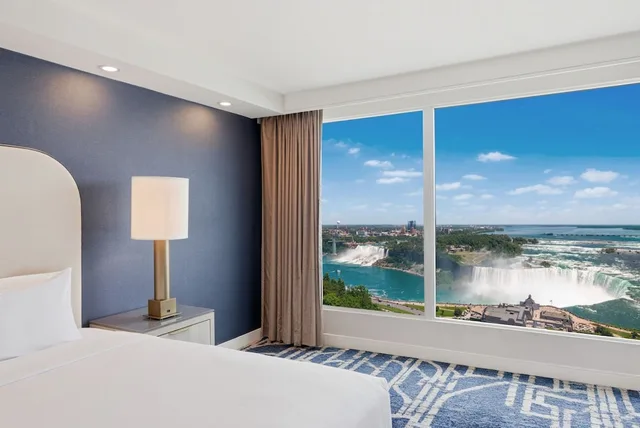 Premium, Suite, 2 Queen Beds, Falls View, Sofa, High Floor، Embassy Suites By Hilton Niagara Falls Fallsview 1/4