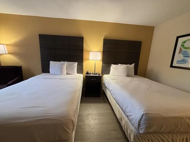 2 Full Beds Smoking, Kitchen، Studio 6 Extended stay Bossier City, LA - Shreveport 2/10