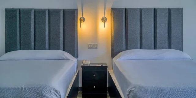 Deluxe, Multiple Beds, Partial Ocean View, Balcony، Playa Bonita Resort 3/5