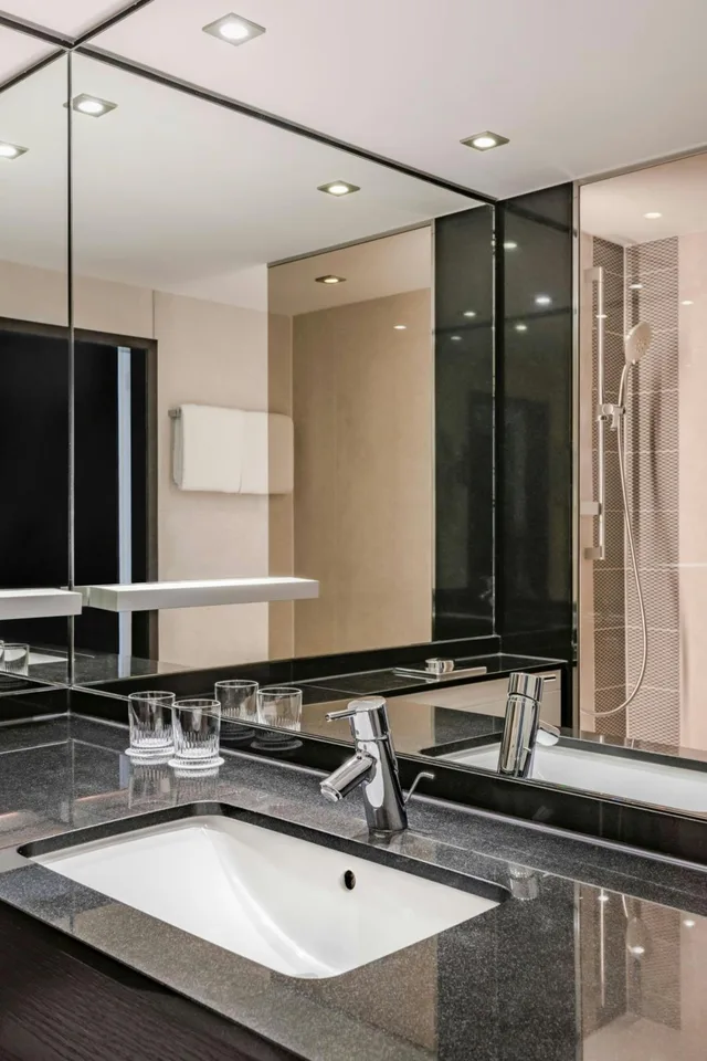 غرفة تنفيذية، Munich Marriott Hotel 8/9