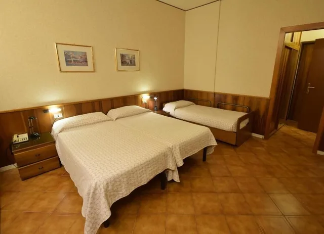 غرفة قياسية رباعية بأربعة أسرّة، Euromotel Croce Bianca 5/10