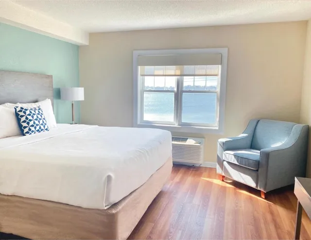 جناح بسرير كينج، Atlantic Beach Hotel Newport 1/2