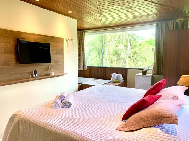 Master, Luxury, Double Bed، Pousada Recanto De Moria 4/10