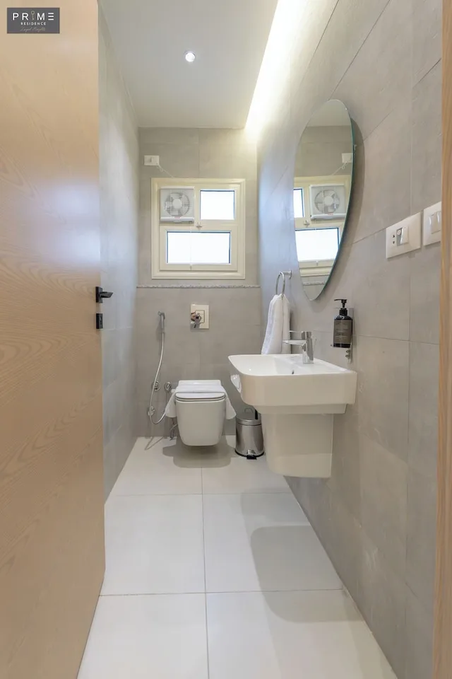 شقة بسرير كوين وسريرين فرديين بـ3 غرف نوم، Prime Residence Zayed Heights 10/10