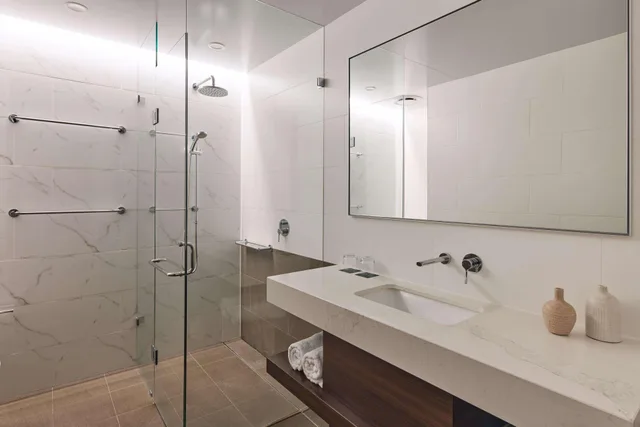 غرفة تنفيذية، Rydges Perth Kings Square 3/3