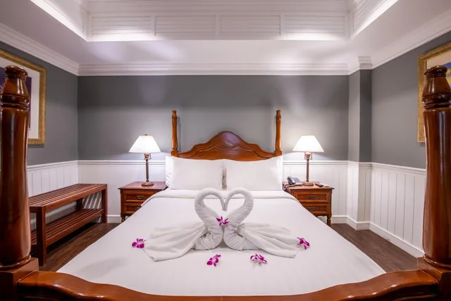 غرفة قياسية، The Orchid House 153 1/2