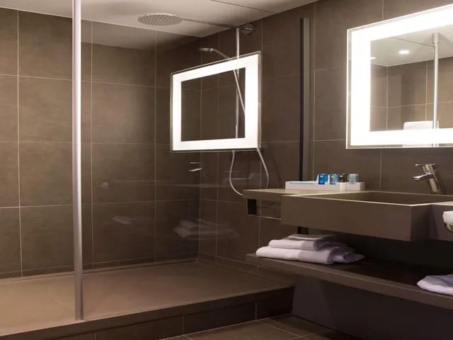 غرفة تنفيذية بسرير كينج، NOVOTEL LENS NOYELLES 6/8
