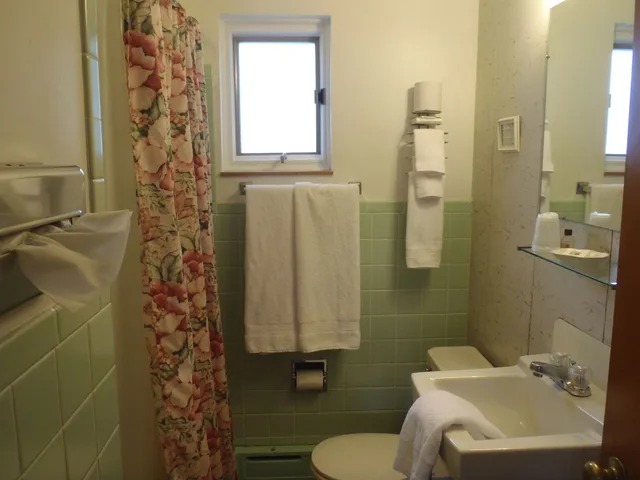 غرفة قياسية بسريرين مزدوجين، Glass House Inn 8/10
