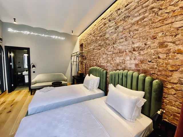 Superior, Twin Beds, Street View، RUZ Hotels Tunel 1/5