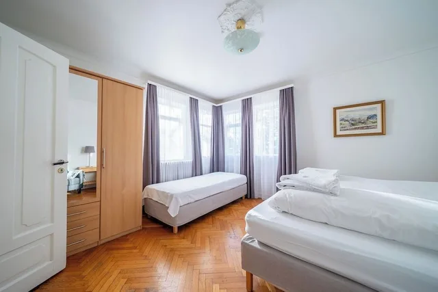 شقة كومفورت بثلاثة أسرّة بغرفة نوم واحدة مع أريكة، Guesthouse Galtafell 4/10