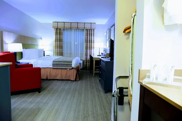 جناح بسرير كينج بحوض جاكوزي، Country Inn And Suites By Radisson Sparta 4/7
