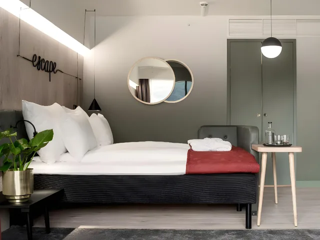 غرفة غراند مفردة بسرير مزدوج بإطلالة، Hotel Norge By Scandic 2/2