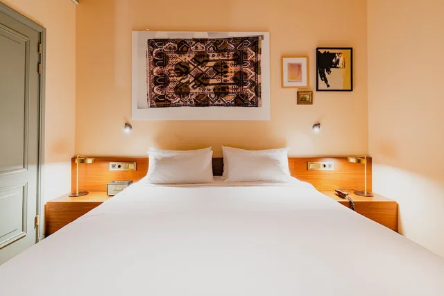 Economy, Double or Twin Bed, No Window، Hotel Mercier 5/10