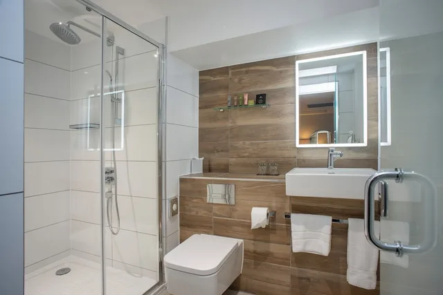 غرفة كلاسيكية بسرير نصف مزدوج، Ten Hill Place, WorldHotels Distinctive 3/3