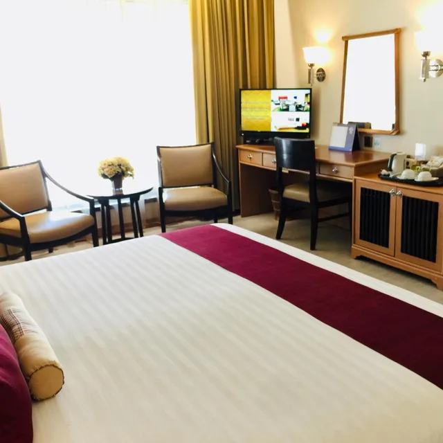 غرفة ديلوكس بسرير مزدوج أو سريرين منفصلين، Indra Regent Hotel 8/10