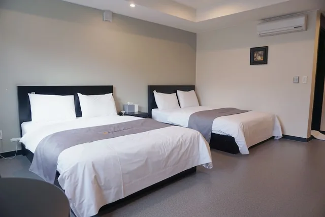 غرفة عائلية بسريرين مزدوجين، Persimmon Tourist Hotel 1/2