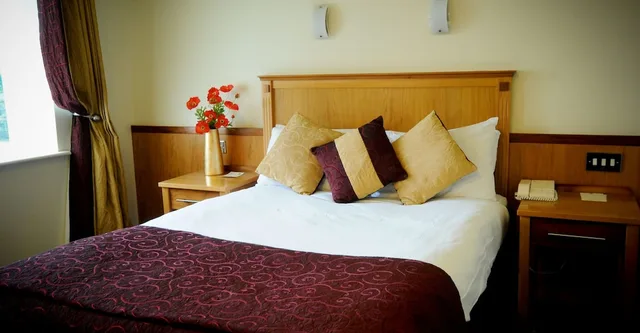 غرفة قياسية بسرير مزدوج، Bush Hotel 1/4
