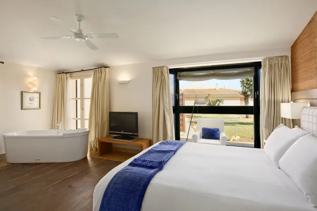 جناح بسرير مزدوج بشرفة مع أريكة، Zoetry Mallorca 3/10