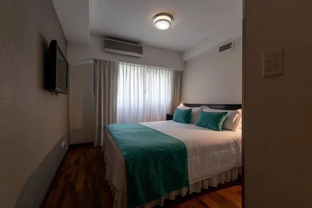 Premier, Suite, King Bed, Feirs Park Hotel 2/7