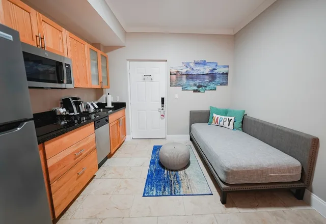 جناح تنفيذي بسرير كينج بغرفة نوم واحدة بمطبخ، Nuvo Suites Hotel - Miami / Doral 6/10