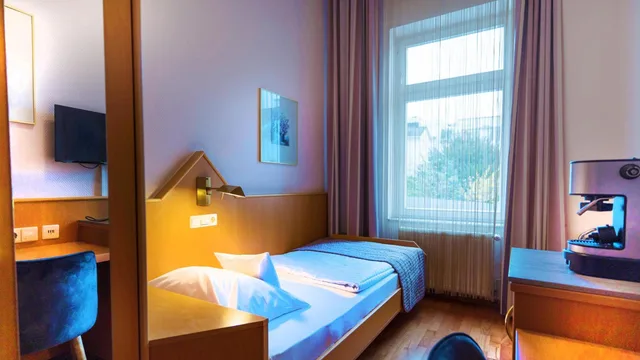 غرفة قياسية مفردة، Comfort Hotel Am Kurpark Bad Homburg 1/3