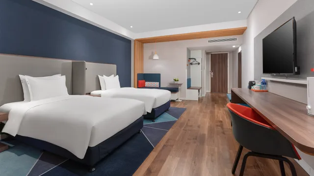 غرفة قياسية بسريرين منفصلين، Holiday Inn Express Yinchuan Downtown 2/3