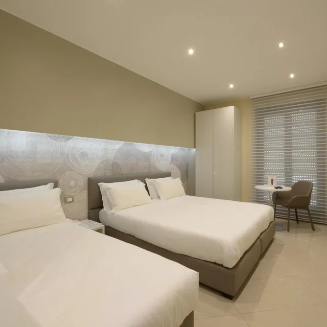 غرفة قياسية ثلاثية، Imperiali Hotel 6/7