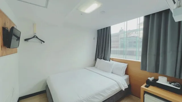 غرفة بسرير مزدوج، Ekonomy Hotel Myeongdong Premier 1/10