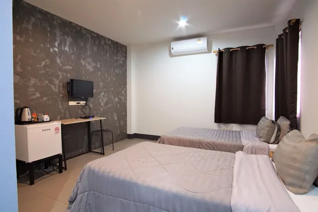 Standard, Twin Beds, Maerim Villa & Pool 1/3