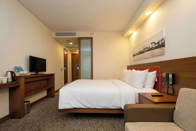 جناح جونيور بسرير مزدوج مع أريكة، HAMPTON BY HILTON SAMSUN 3/3