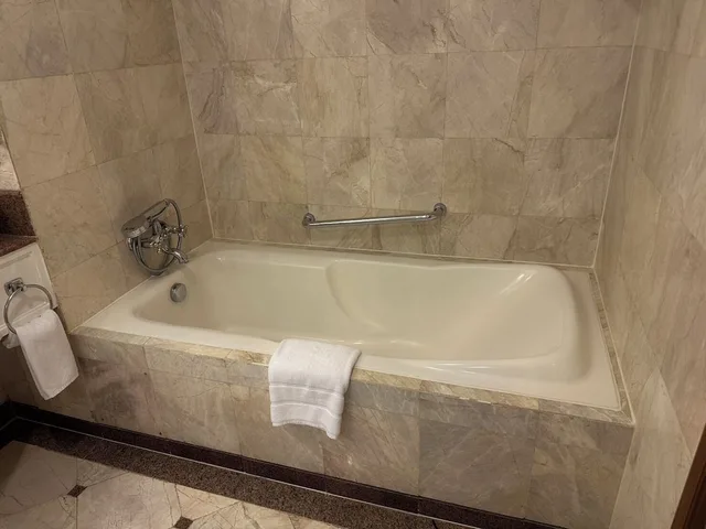 Adjoining, King Bed, City View، Jubilee Prestige Hotel Ratchadapisek 2/2