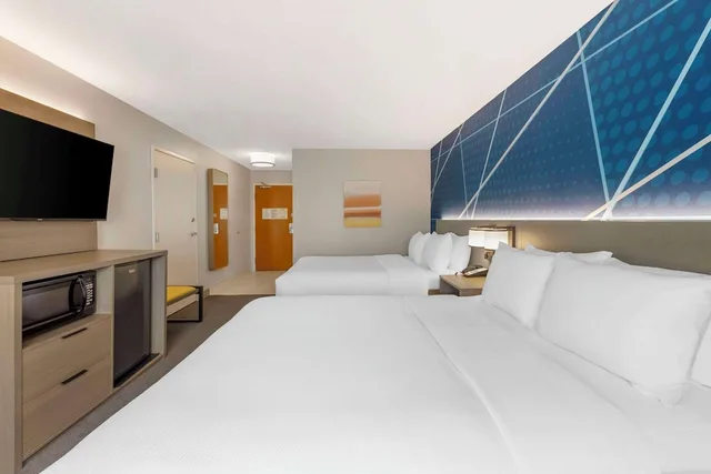 غرفة قياسية بسريرين كوين، Comfort Inn & Suites Oklahoma City, OK 3/5