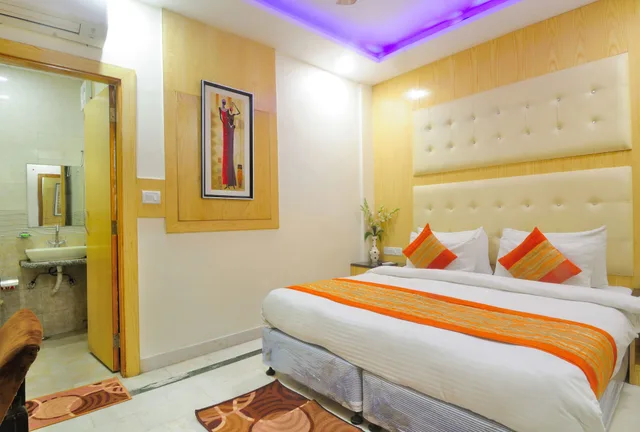 Super, Deluxe, Twin Beds, Check In Room RK Ashram 1/4