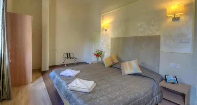 غرفة اقتصادية، Europa Hotel 1/1