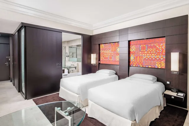 غرفة بسريرين منفصلين بشرفة، فندق بارك حياة جدة(Park Hyatt Jeddah) 1/2