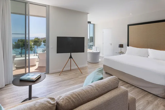 Grand, the Level, Suite, Queen Bed، Melia South Beach 3/9