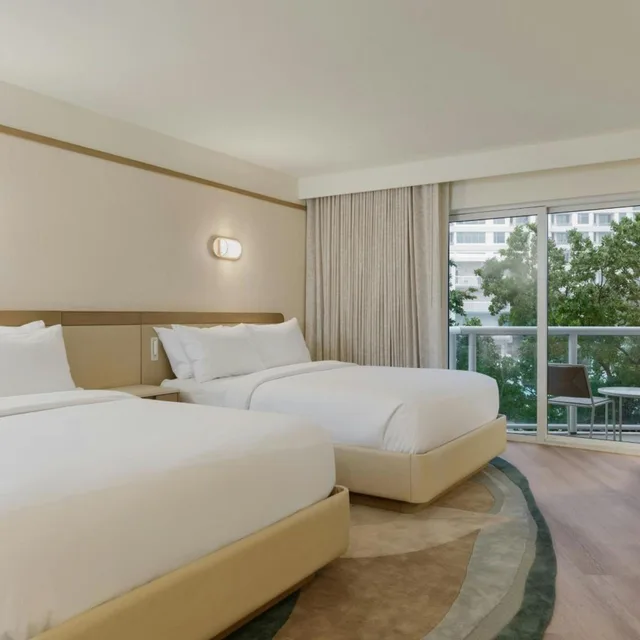 غرفة بسريرين كوين، Fort Lauderdale Marriott Pompano Beach Resort and Spa 11/15