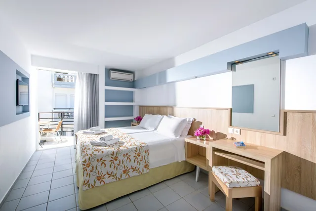 Room, Twin Beds, Lateral Side Sea View، Alia Beach Hotel Adults only 18+ 5/9