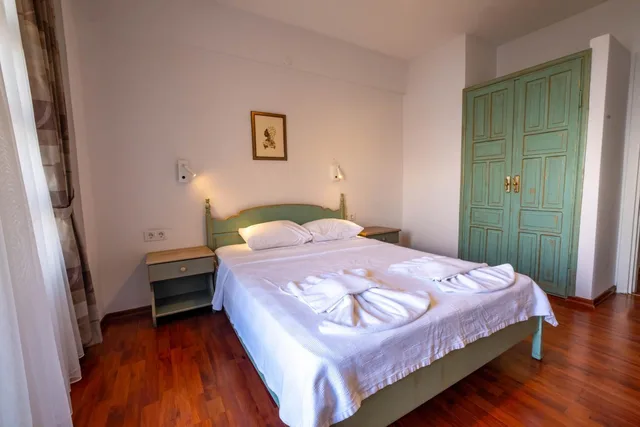 Room, Double or Twin Bed, Side Sea View، Diplomat Hotel 6/10