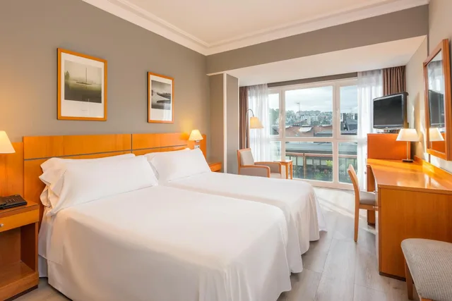 غرفة قياسية بسريرين منفصلين، Hotel San Sebastian Orly, Affiliated by Melia 3/7
