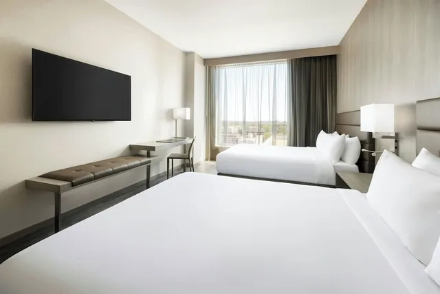 غرفة بسريرين كوين، AC Hotel by Marriott Bethesda Downtown 3/4