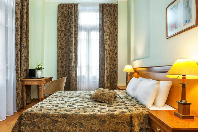غرفة قياسية بسرير مزدوج، Minerva Premier Hotel 2/6