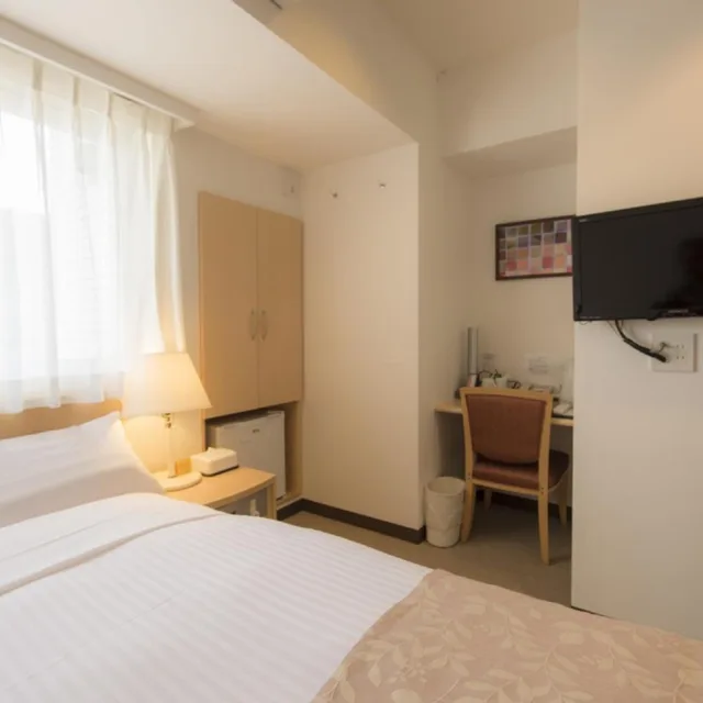 Semi Room, Semi Double Bed, Smoking، Hotel Famy Inn Kinshicho 8/17