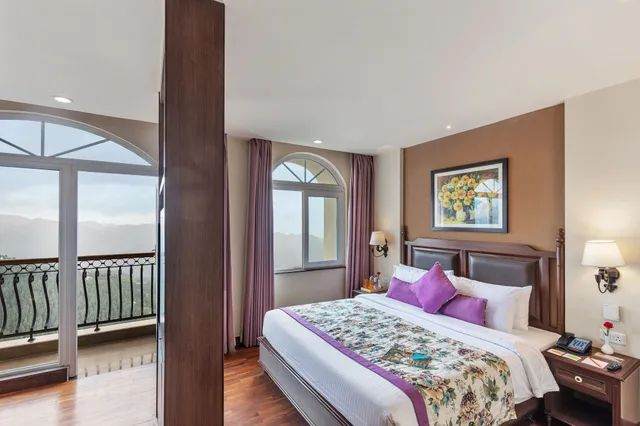 غرفة سوبيريور بسرير كينج، Club Mahindra Pristine Peaks Naldehra 1/5