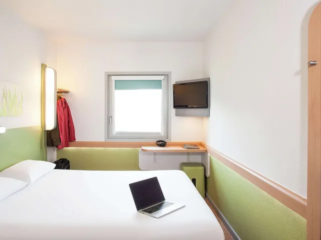 غرفة بسريرين منفصلين لذوي الإعاقة، IBIS BUDGET BEACONSFIELD 2/6
